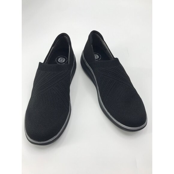 BZees Triumph Slip On Casual Sneaker Black Size 10M NEW - Picture 1 of 7